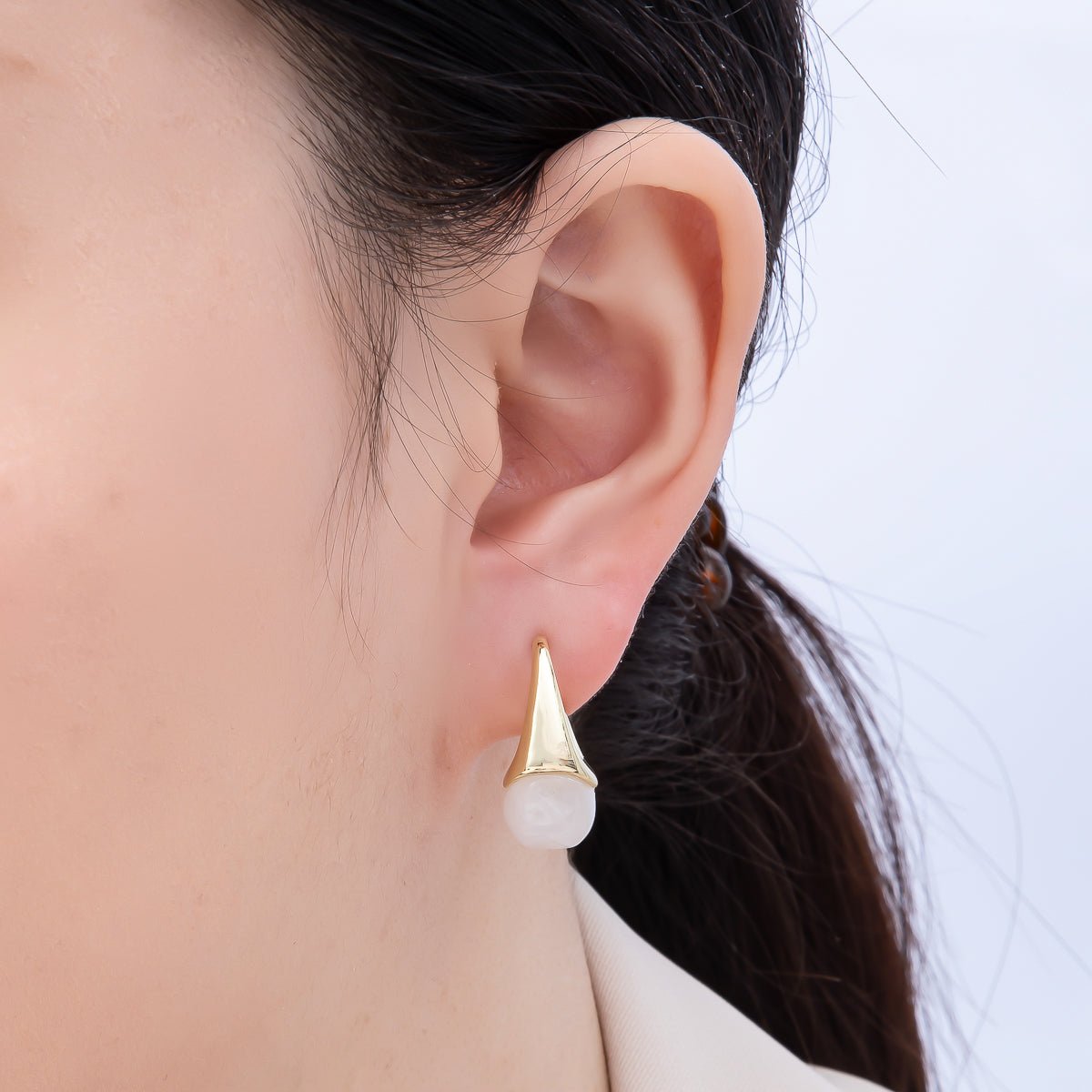 16K Gold Filled 23mm Clear, Brown Acrylic Molten J-Shaped Drop Hoop Earrings | Earrings-00359 Earrings-00360