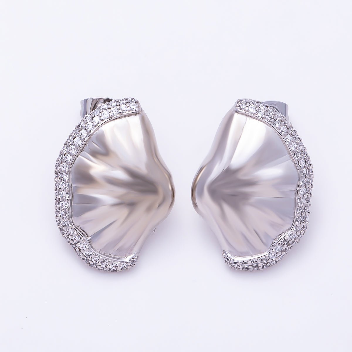 16K Gold Filled 26mm Clam Sea Shell Micro Paved CZ Stud Earrings in Gold &amp; Silver | Findings-00486 Findings-00487
