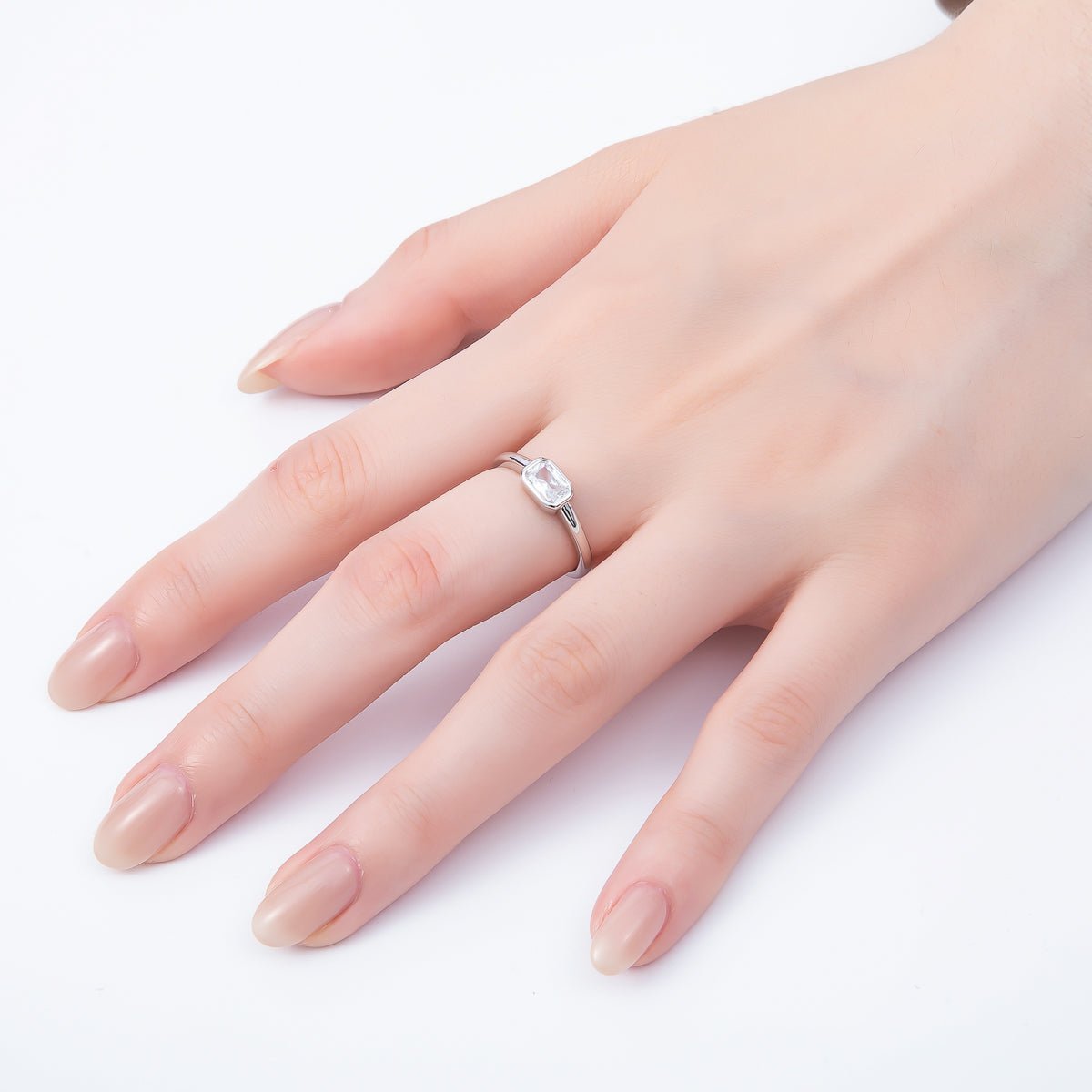 16K Gold Filled Clear Baguette CZ Bezel Solitaire Adjustable Ring in Gold &amp; Silver | Rings-00145 Rings-00146