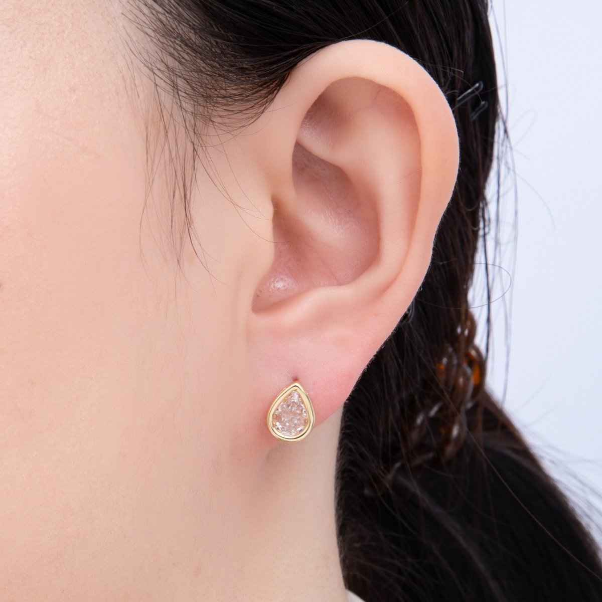 16K Gold Filled Clear CZ Minimalist Teardrop Stud Earring | Earrings-00277