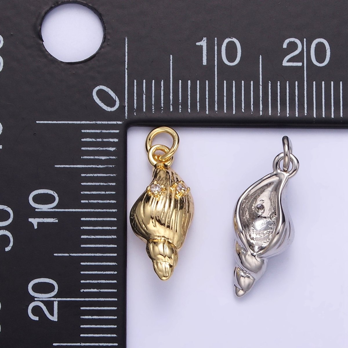 16K Gold Filled 17mm CZ Clam Sea Shell Mini Charm in Gold &amp; Silver | E390