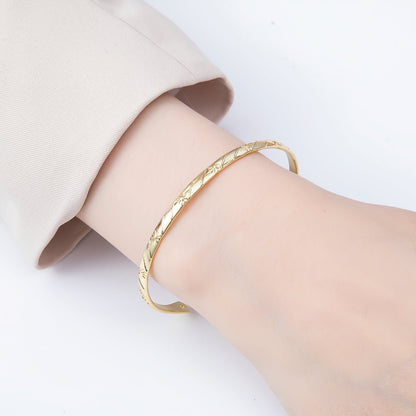 16K Gold Filled Lined Sun Ray Textured Half Cuff Bracelet Finding for Bangle Supplyt | WA-04453