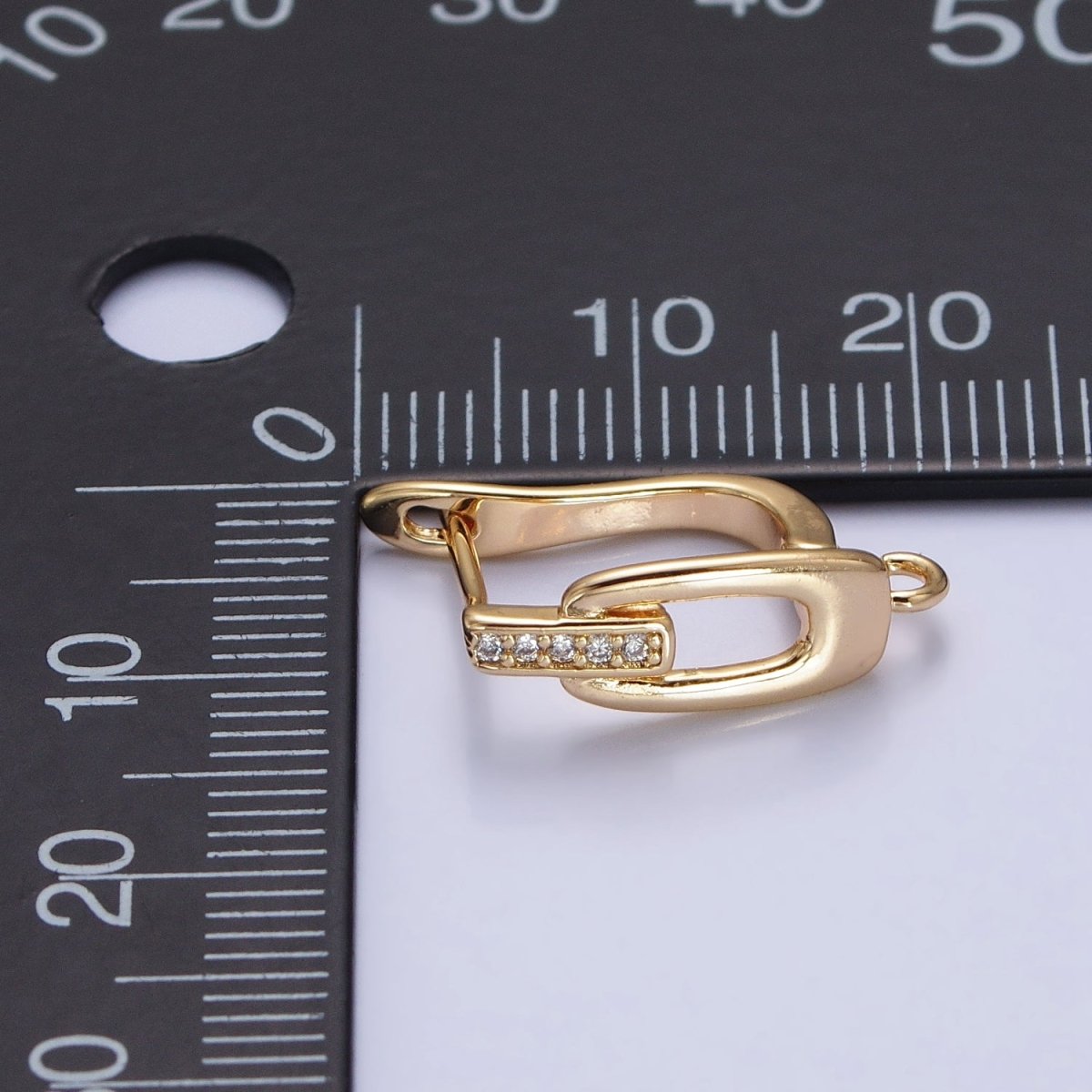16K Gold Filled Micro Paved Bar Oblong Open Loop English Lock Earrings Supply in Gold &amp; Silver | Z-328 Z-329