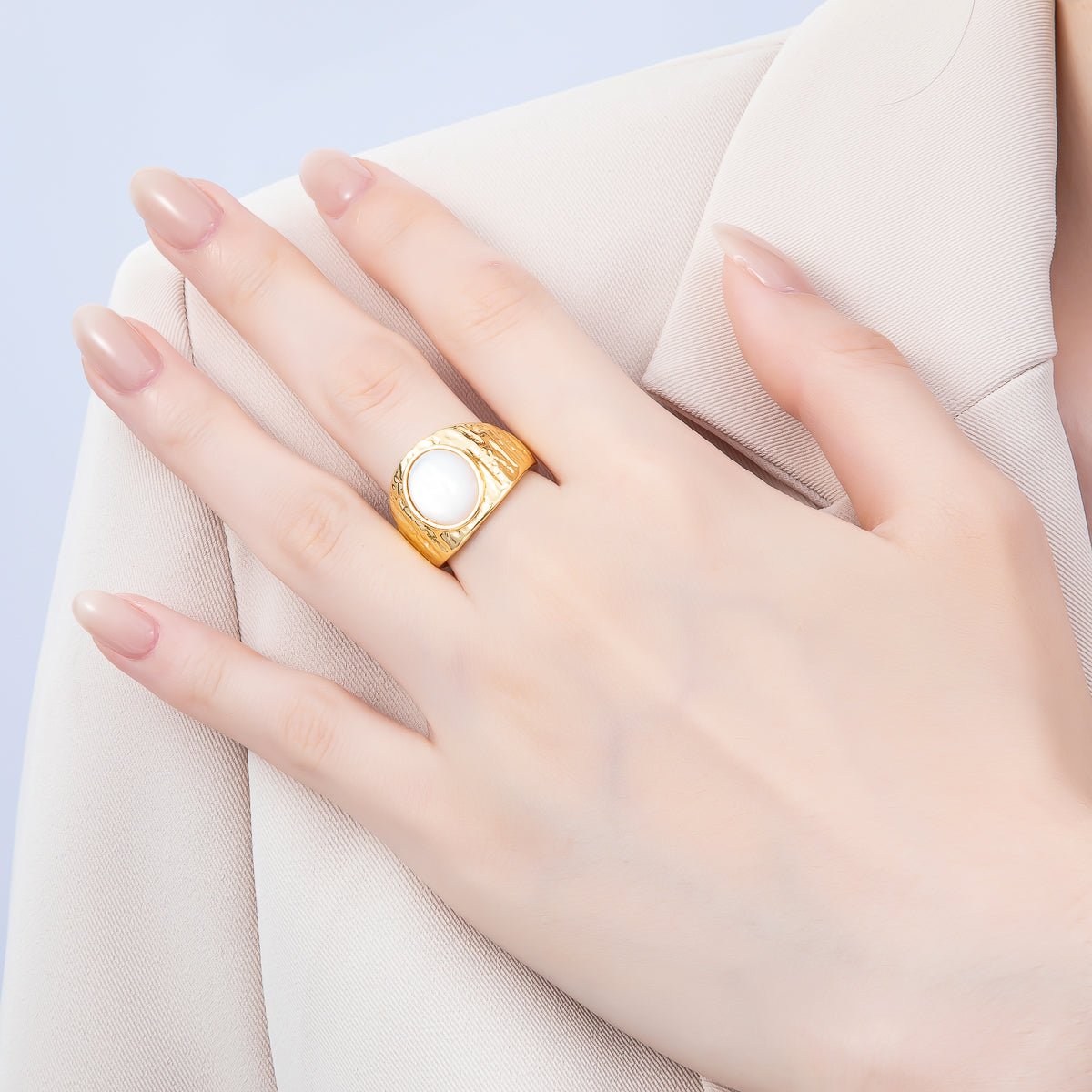 16K Gold Filled Shell Pearl Cabochon Wide Textured Hammered Signet Ring | Rings-00091