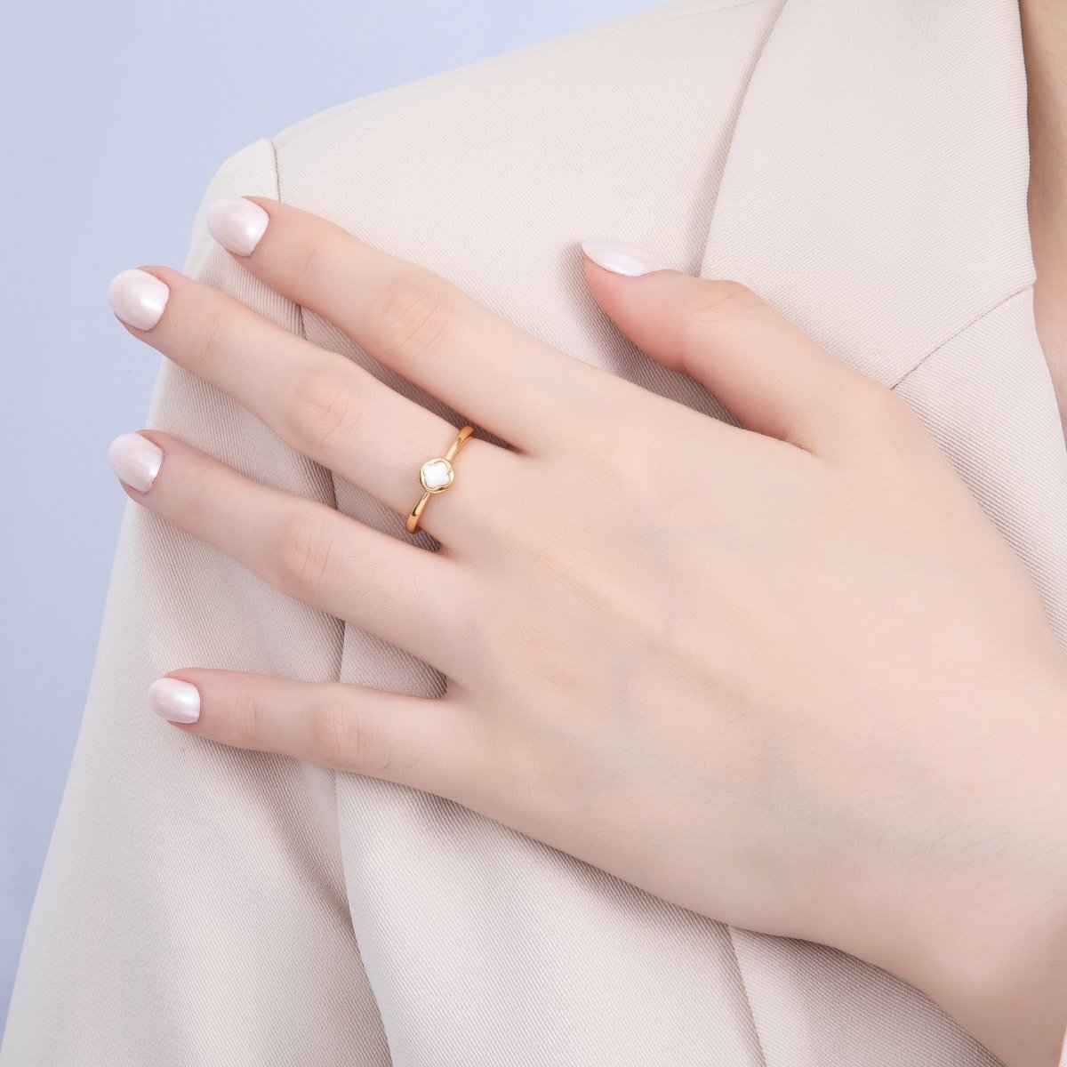 16K Gold Filled Shell Pearl Clover Bezel Ring | Rings-00064