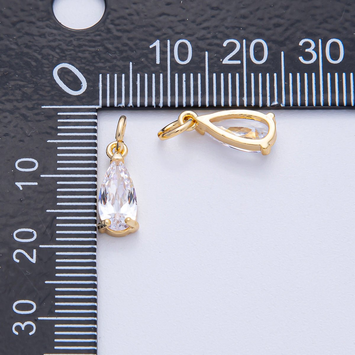 18K Gold Filled 13mm Clear CZ Teardrop Mini Charm | AK031