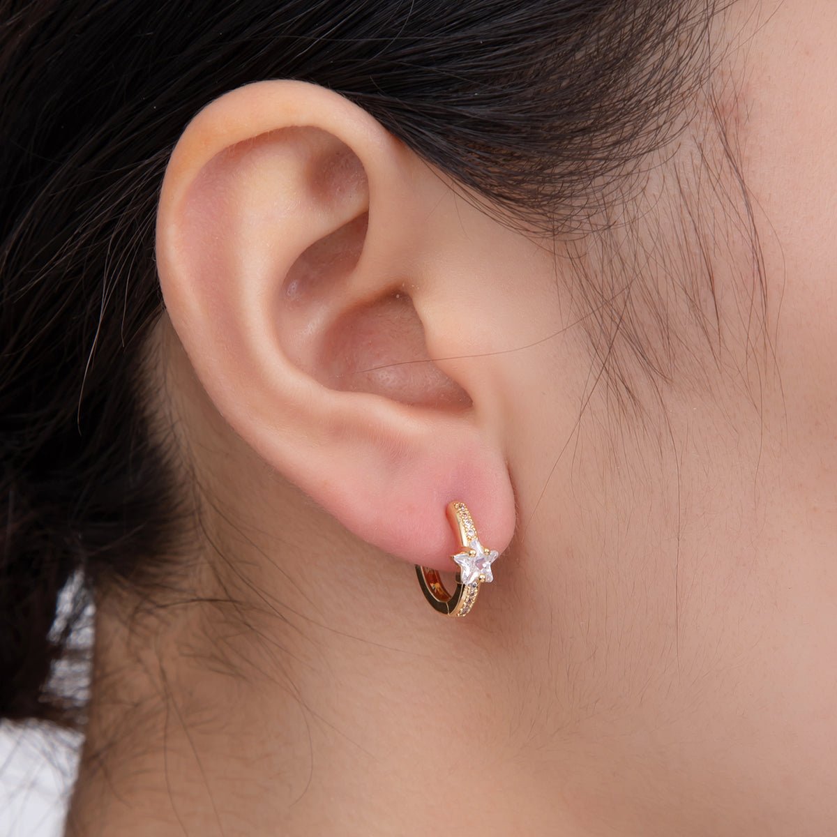 18K Gold Filled 13mm Micro Paved CZ Star Cartilage Huggie Earrings | AI356
