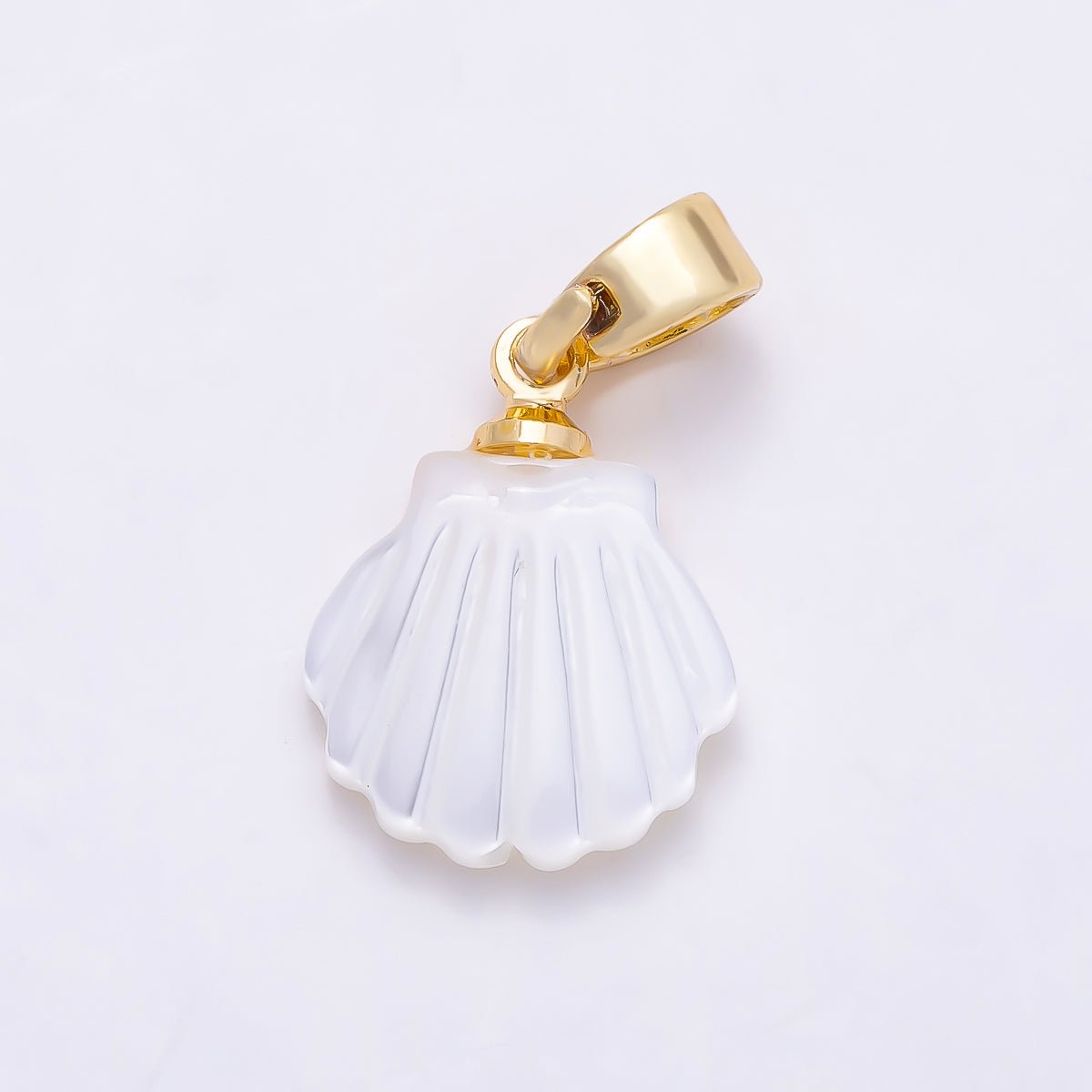 18K Gold Filled 13mm White Scallop Sea Shell Pearl Pendant | Charms-01409