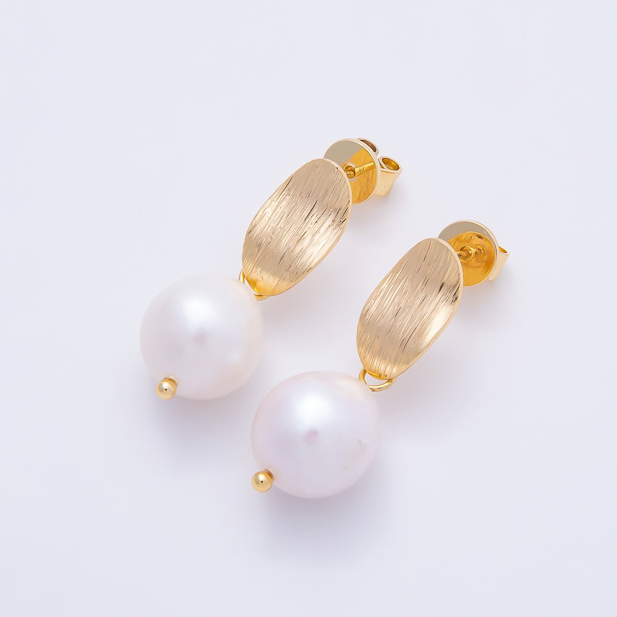 18K Gold Filled 14mm Shell Pearl Round Textured Drop Stud Earrings | Earrings-00468