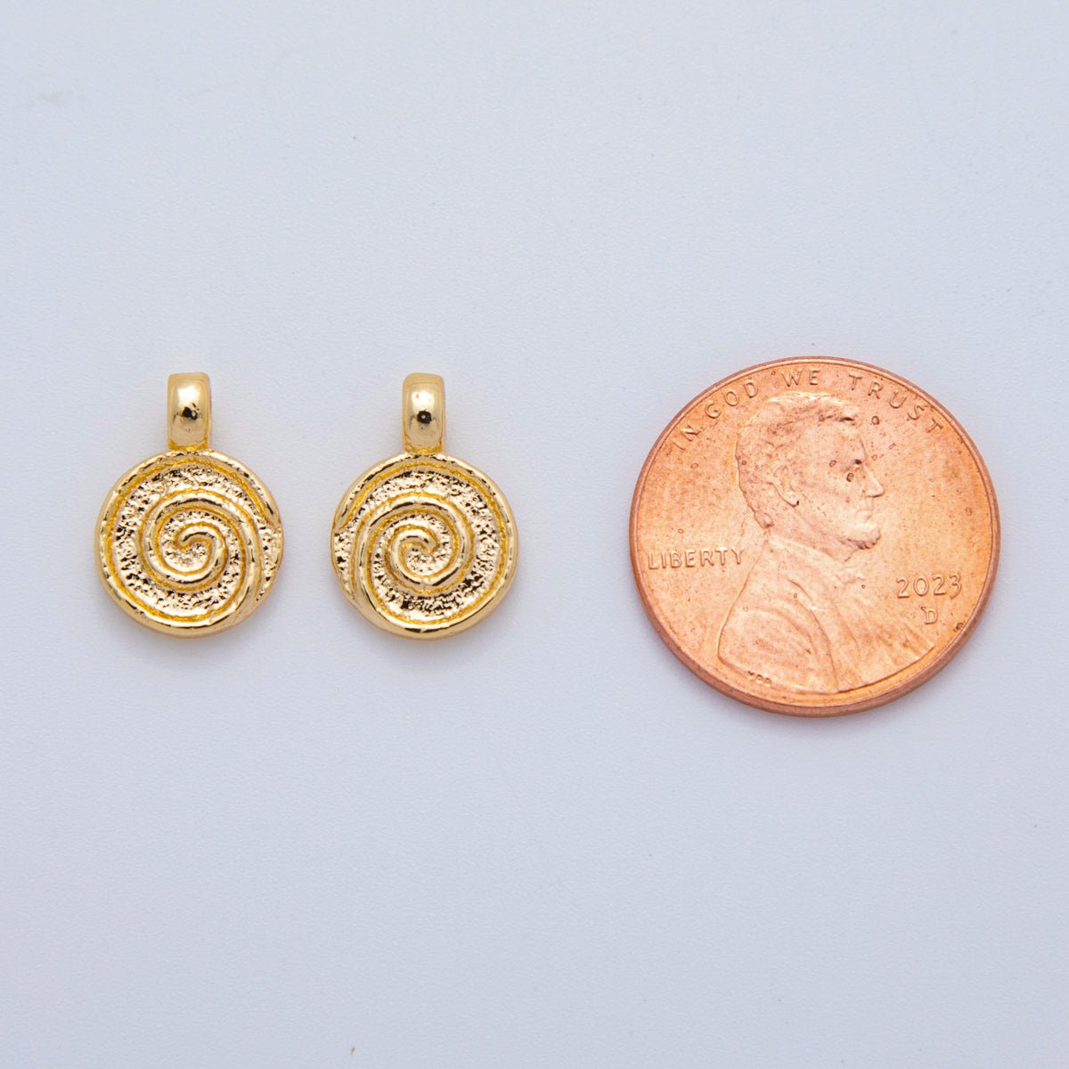 18K Gold Filled 14mm Uzumaki Spiral Coil Swirl Round Clam Textured Mini Charm | AH828