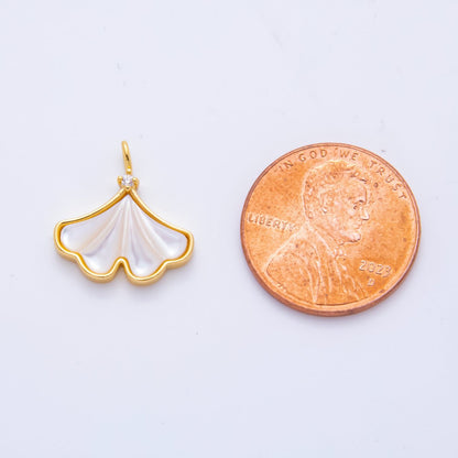 18K Gold Filled 15.5mm Shell Pearl Clam Sea Shell Charm | AH920