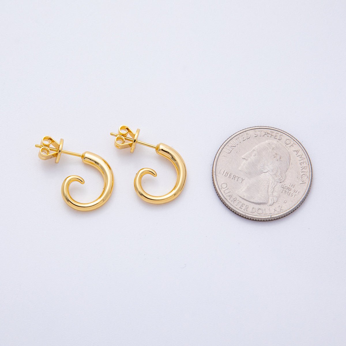 18K Gold Filled 15mm Minimalist Curled C-Shaped Hoop Earrings | AD1667
