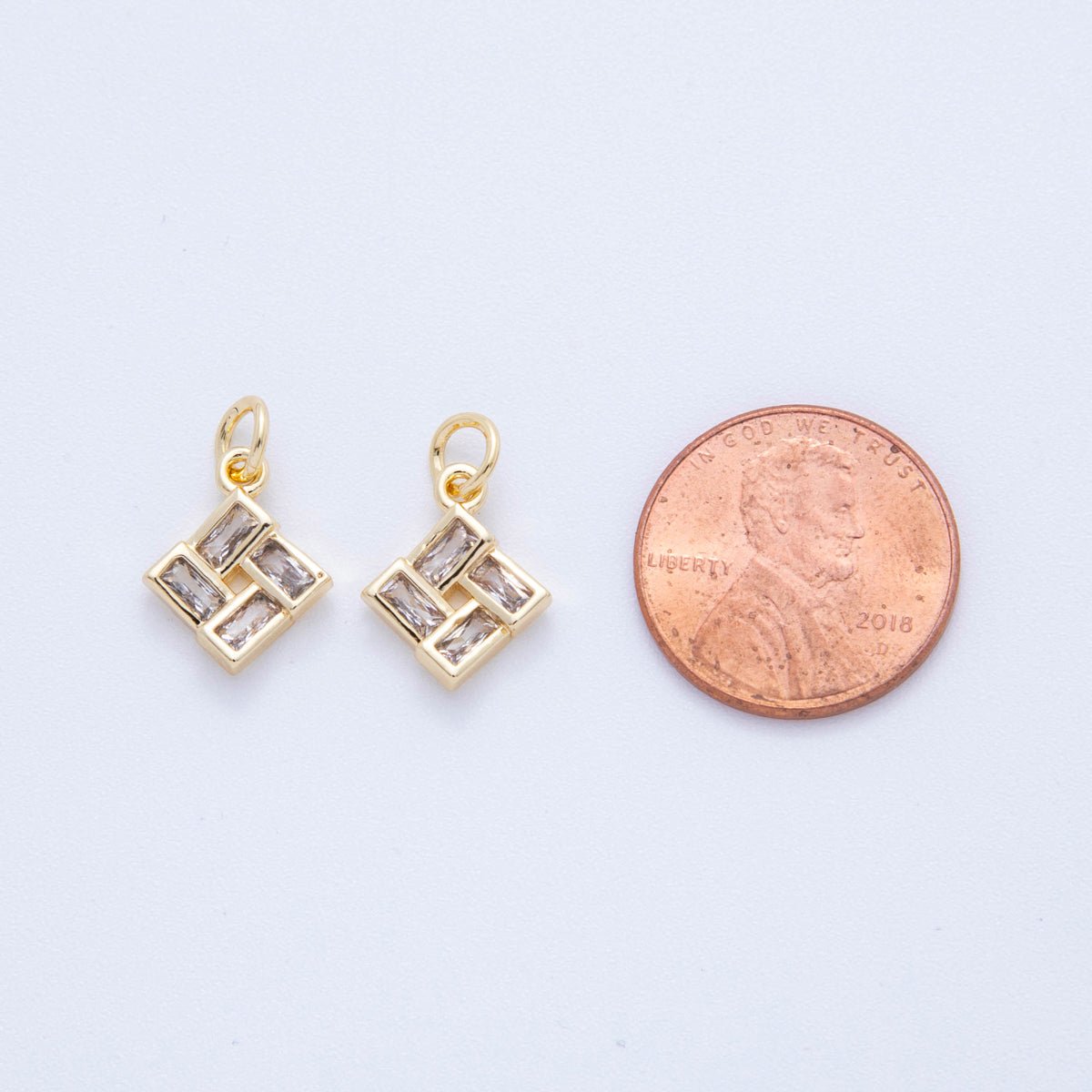 18K Gold Filled 16.5mm Baguette CZ Rectangular Linked Square Charm | AF823