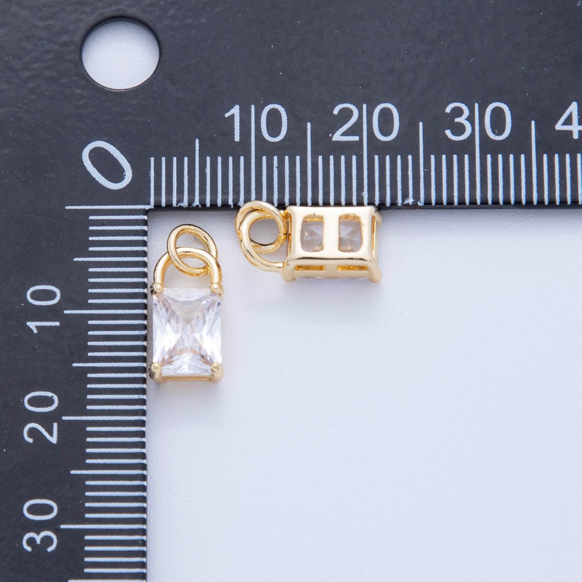 18K Gold Filled 16mm Clear Cubic CZ Rectangle Padlock Charm | AF804