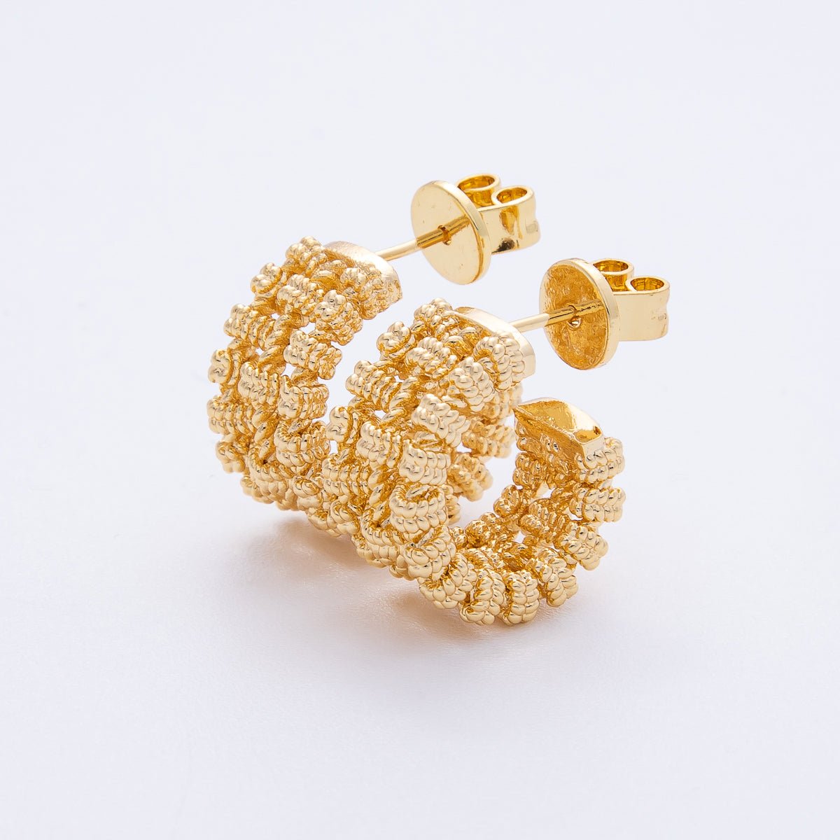 18K Gold Filled 17mm Geometric Rope C-Shaped Hoop Earrings | T001