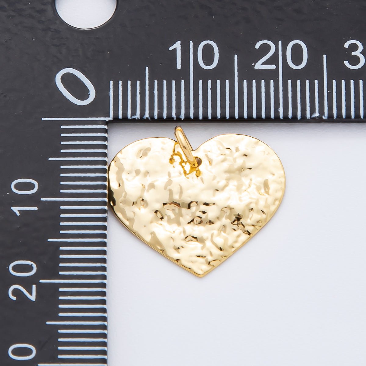 18K Gold Filled 18mm Hammered Heart Shape Charm | N-A1822