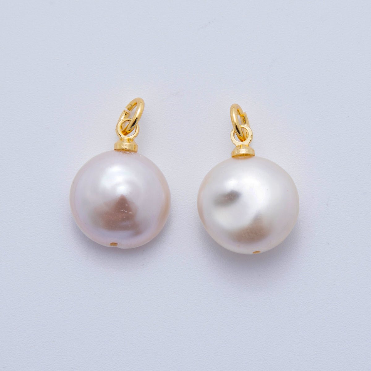 18K Gold Filled 19mm White Freshwater Round Pearl Charm | AF624