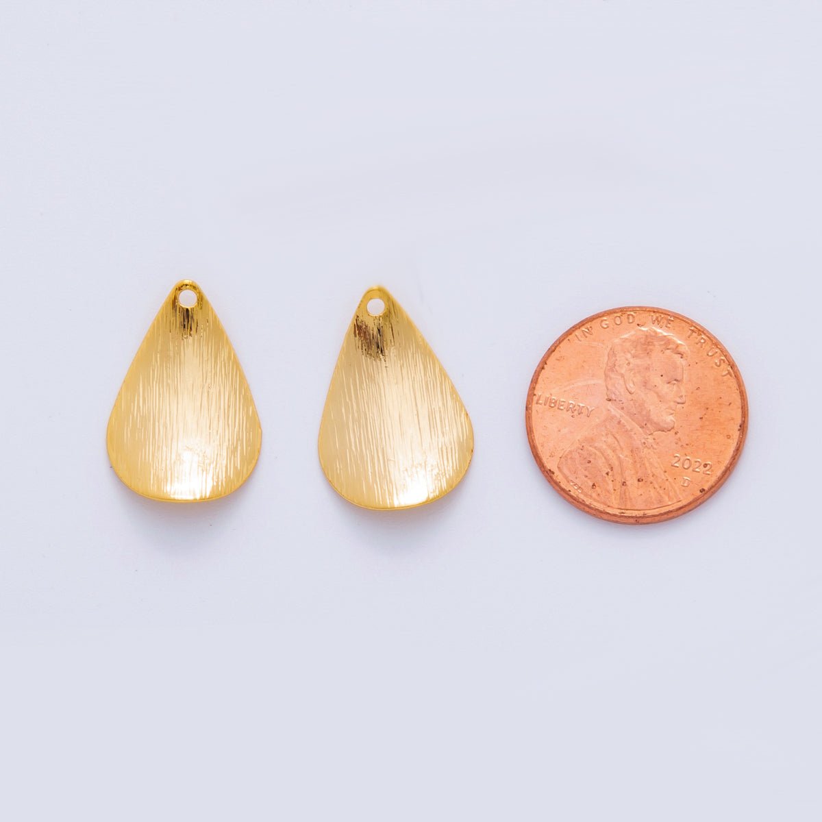 18K Gold Filled 20mm Lined Teardrop Thin Charm Finding | Z1175