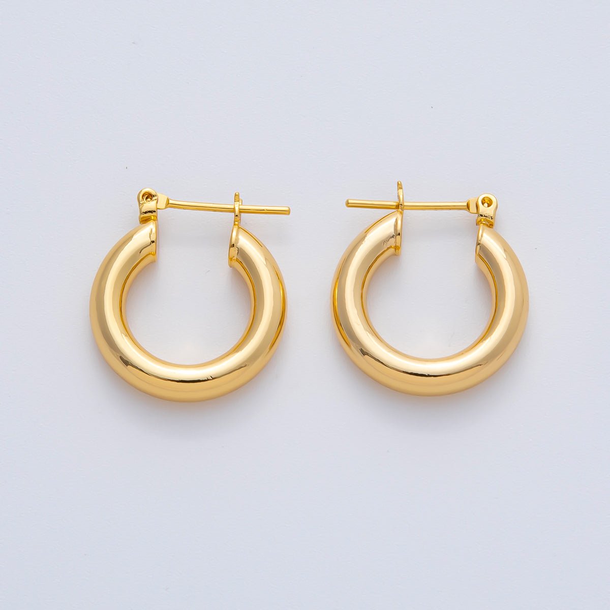 18K Gold Filled 20mm Minimalist Band Latch Hoop Earrings | AD1605