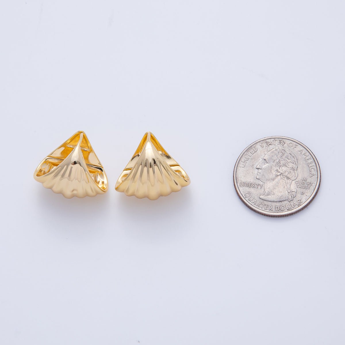 18K Gold Filled 21mm Croissant Triangle Cartilage Huggie Earrings | AE-00626