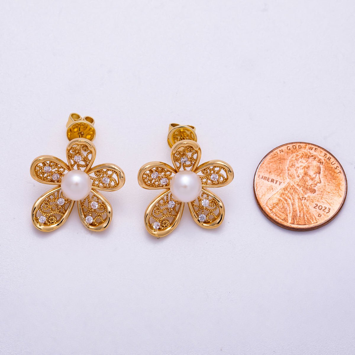 18K Gold Filled 21mm Shell Pearl CZ Filigree Flower Stud Earrings | Earrings-00328