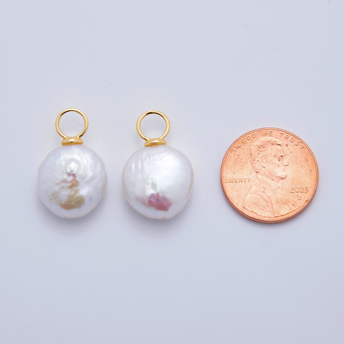 18K Gold Filled 21mm White Freshwater Oval Pearl Charm | AF622
