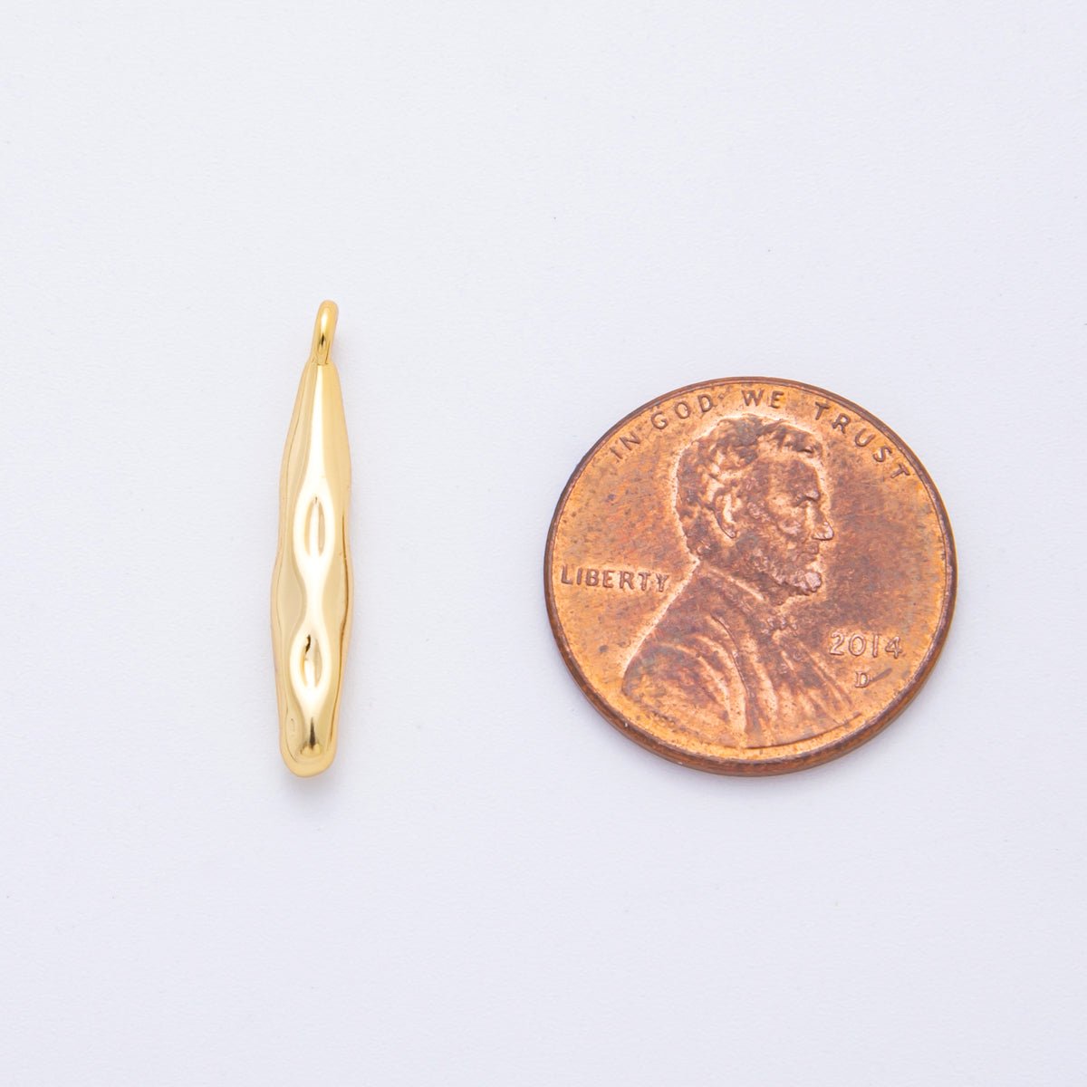 18K Gold Filled 22.5mm Hammered Sphere Minimalist Charm | E661