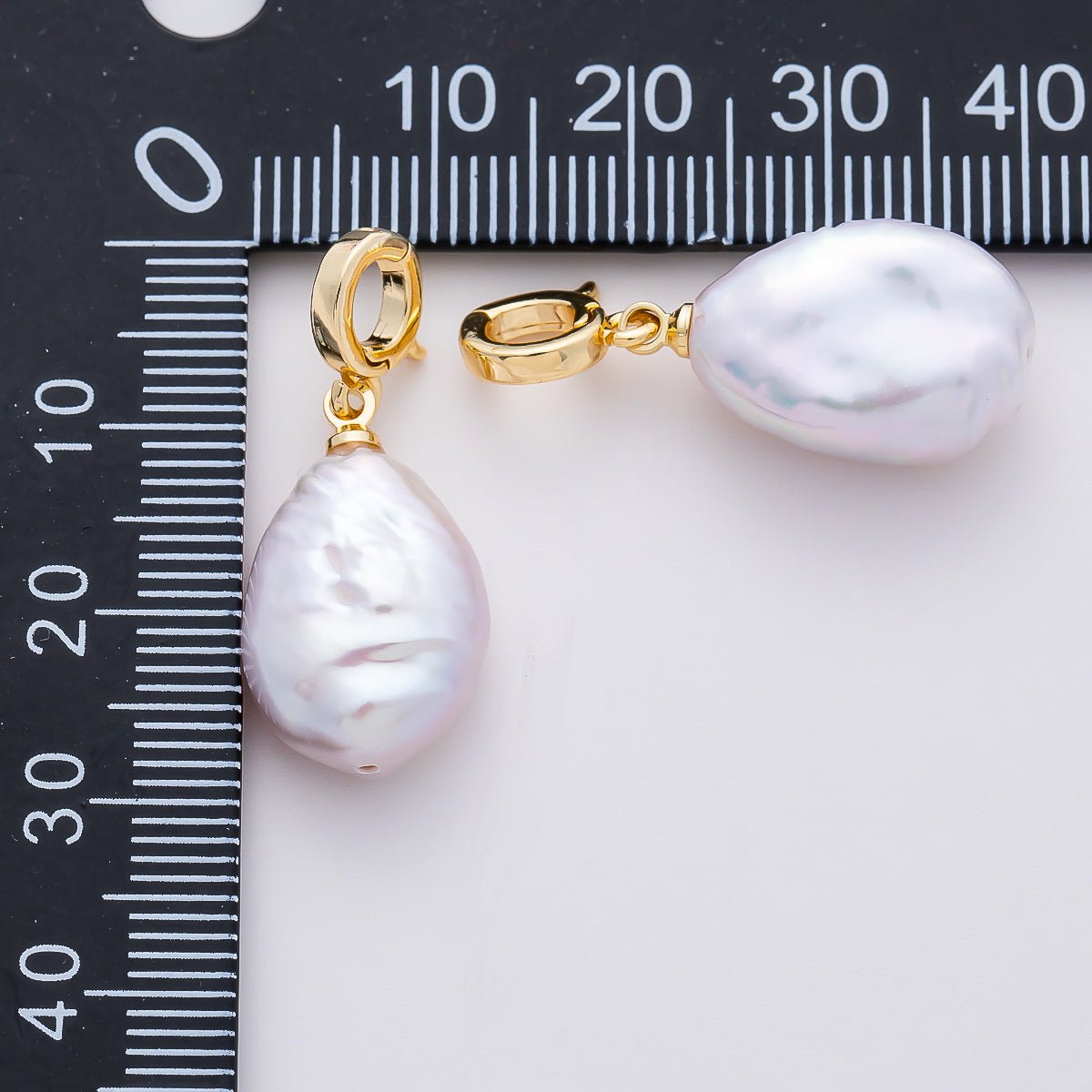 18K Gold Filled 22mm Freshwater Pearl Irregular Oval Pendant | Charms-00749