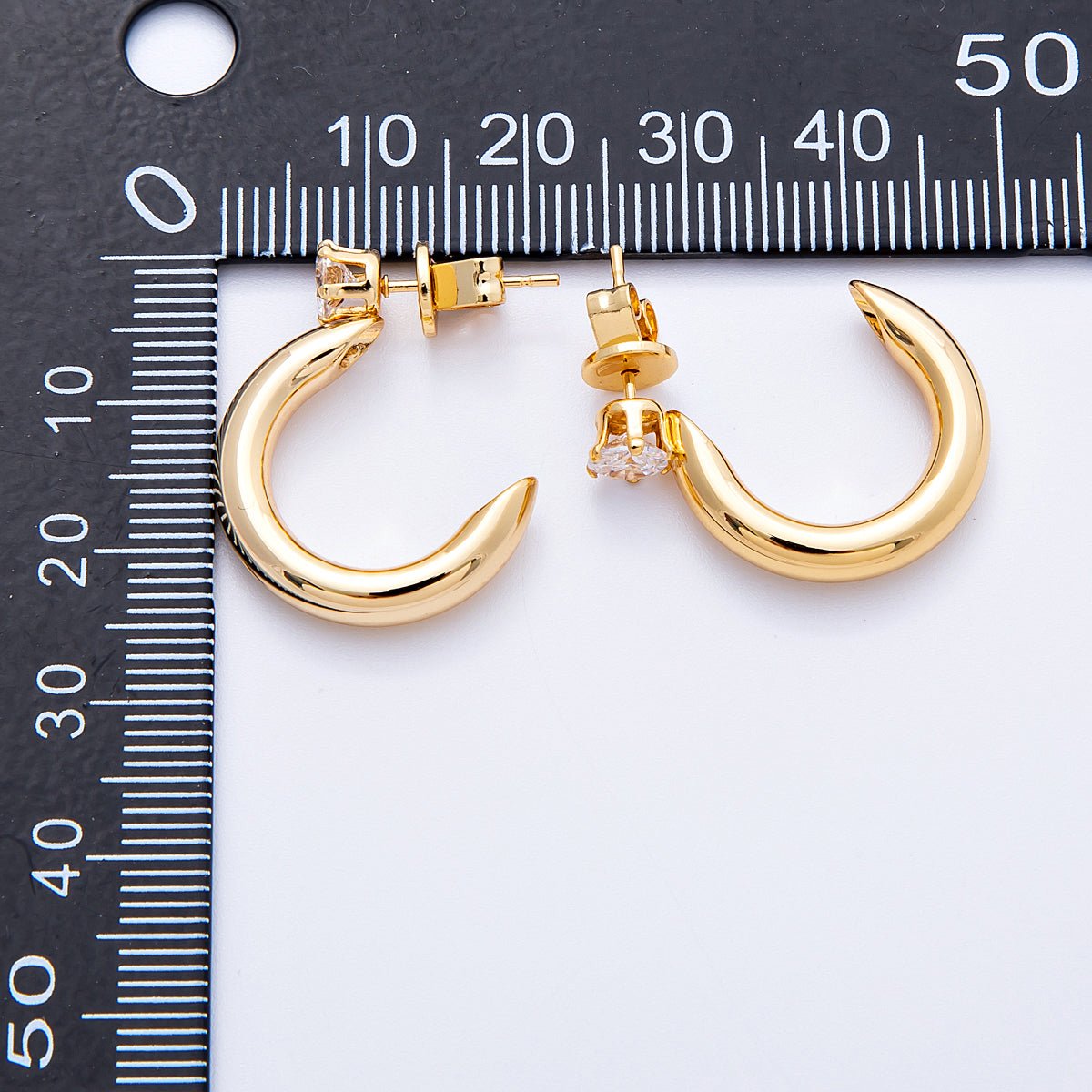 18K Gold Filled 25mm Clear CZ Round C-Shaped Hoop Earrings | Earrings-00151