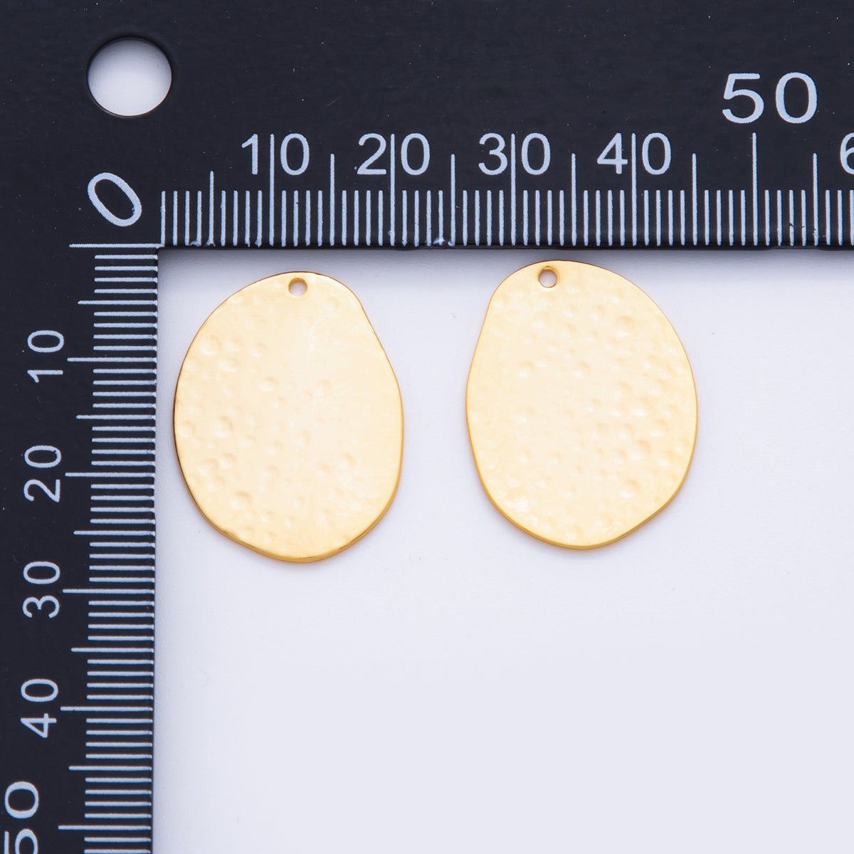 18K Gold Filled 25mm Dotted Hammered Oval Thin Charm Finding | Z1192