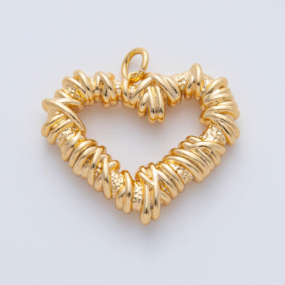 18K Gold Filled 25mm Hammered Knot Open Heart Charm | AF1411