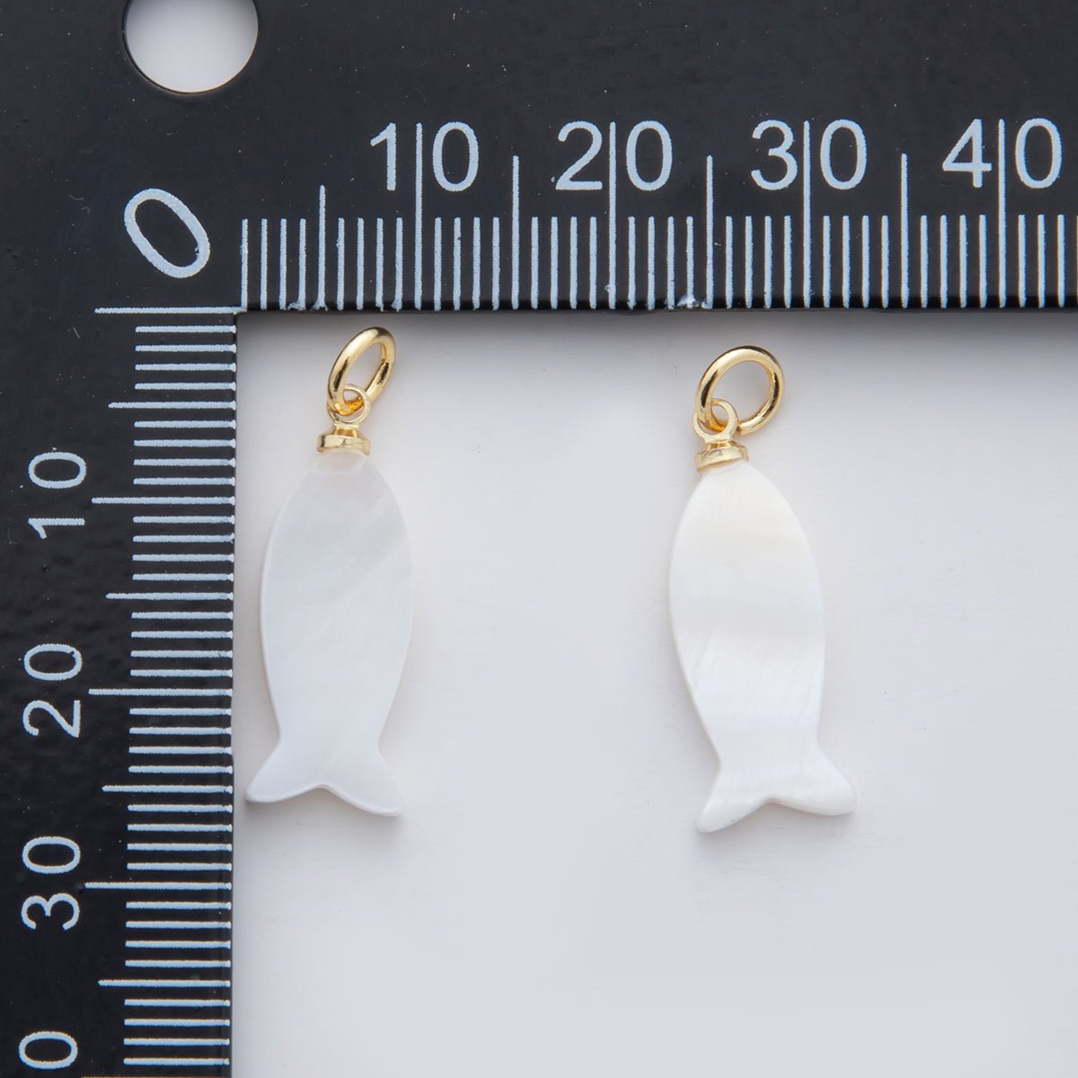 18K Gold Filled 25mm White Shell Pearl Fish Charm | AF338