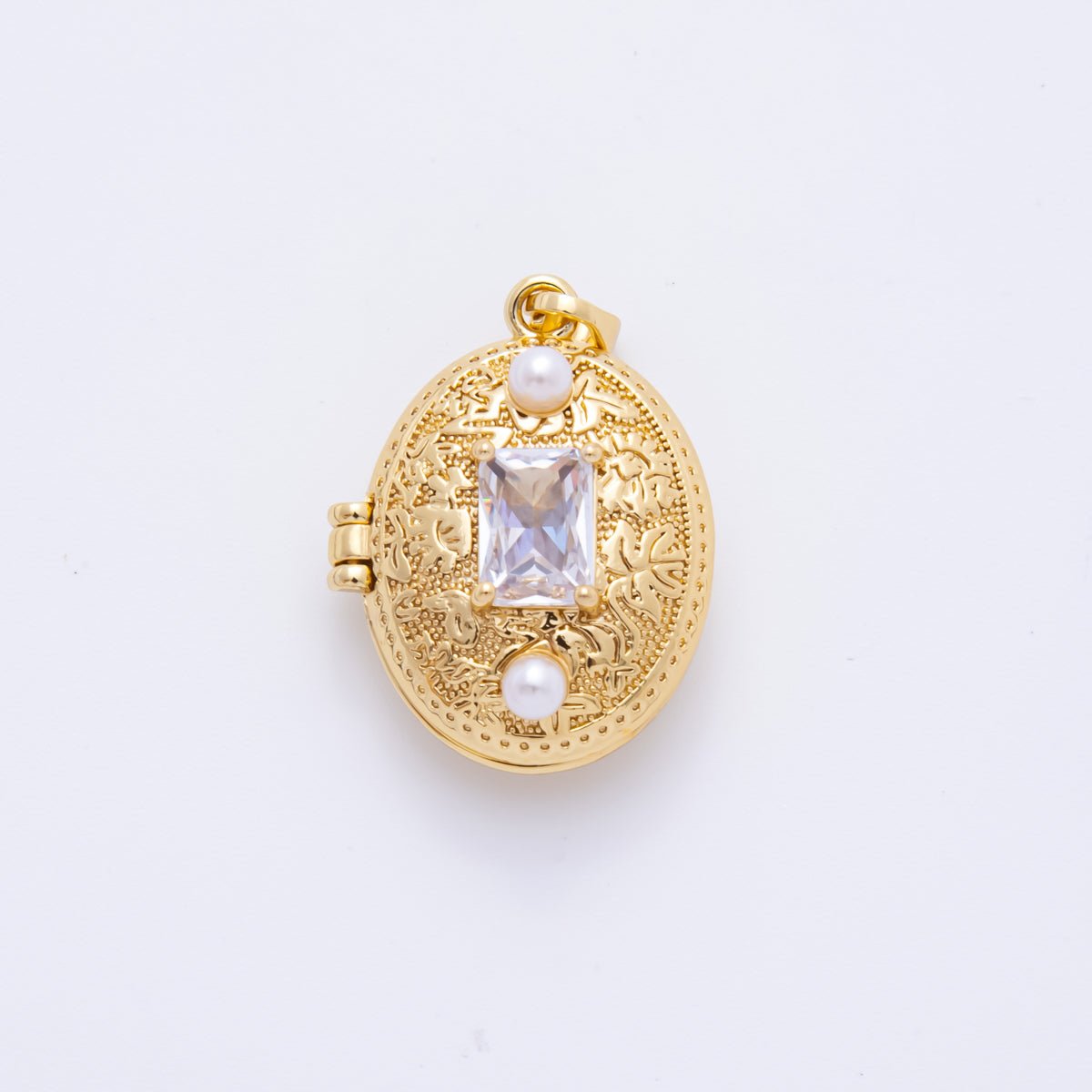 18K Gold Filled 27mm Cubic CZ Vintage-style Centerpiece Locket Pendant | AH801