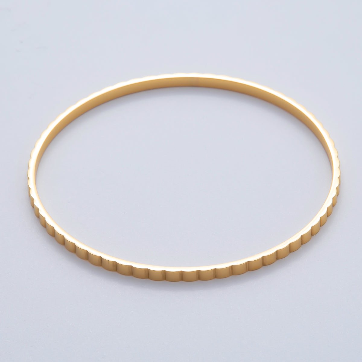 18K Gold Filled 2.7mm Ribbed Lined Bangle Bracelet | WA-1464