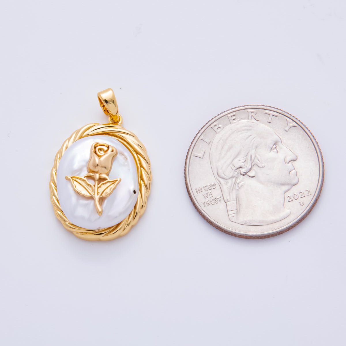 18K Gold Filled 28mm Rose Flower Freshwater Pearl Bezel Oval Pendant | AH-810