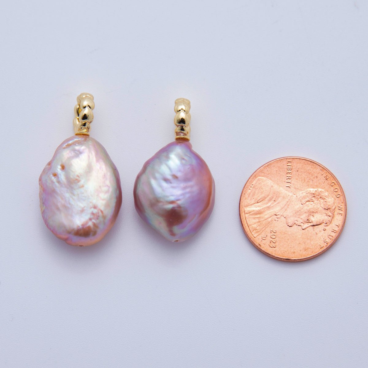 18K Gold Filled 28mm Light Purple Freshwater Pearl Charm | AF620