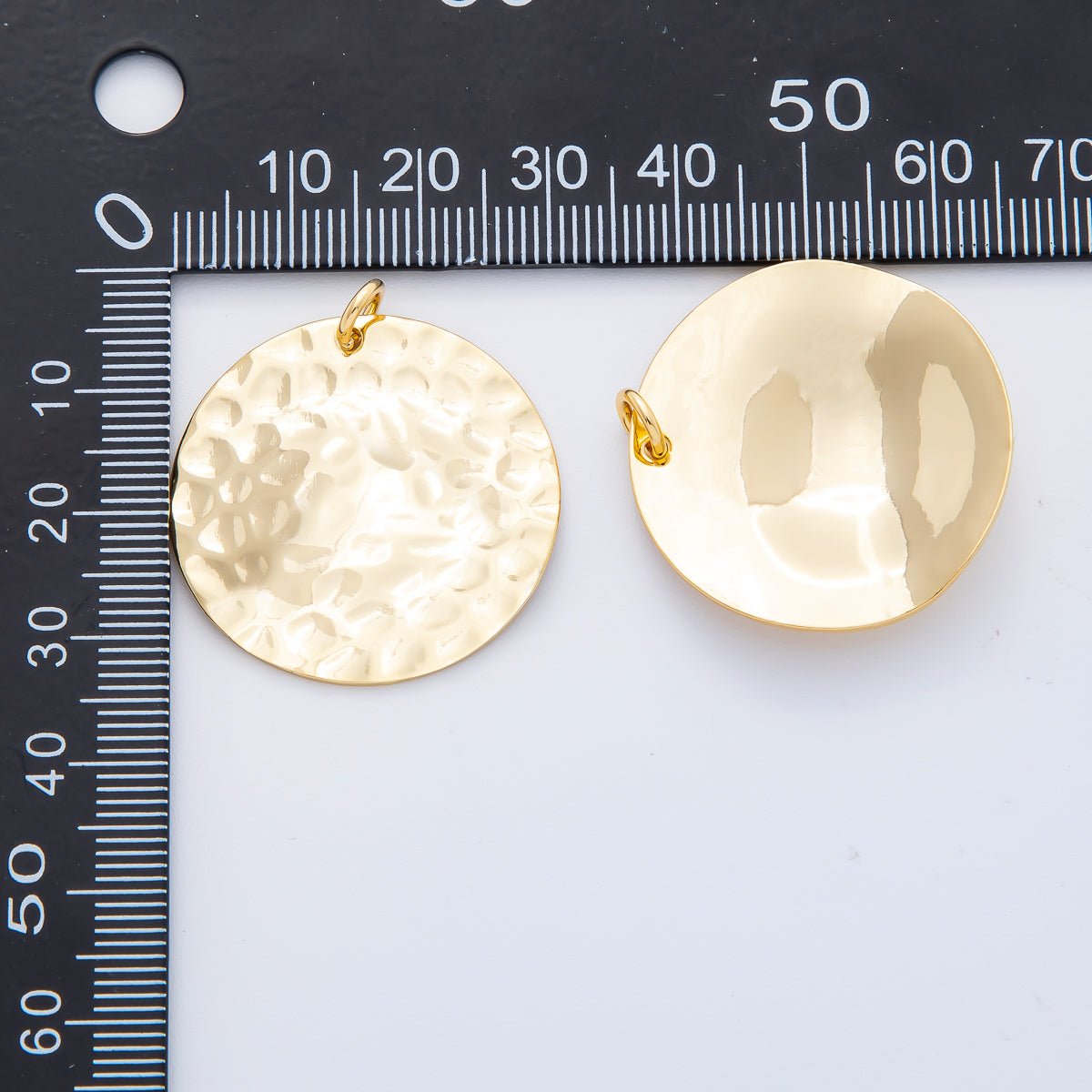 18K Gold Filled 33mm Hammered Round Coin Shape Charm | N-A1798