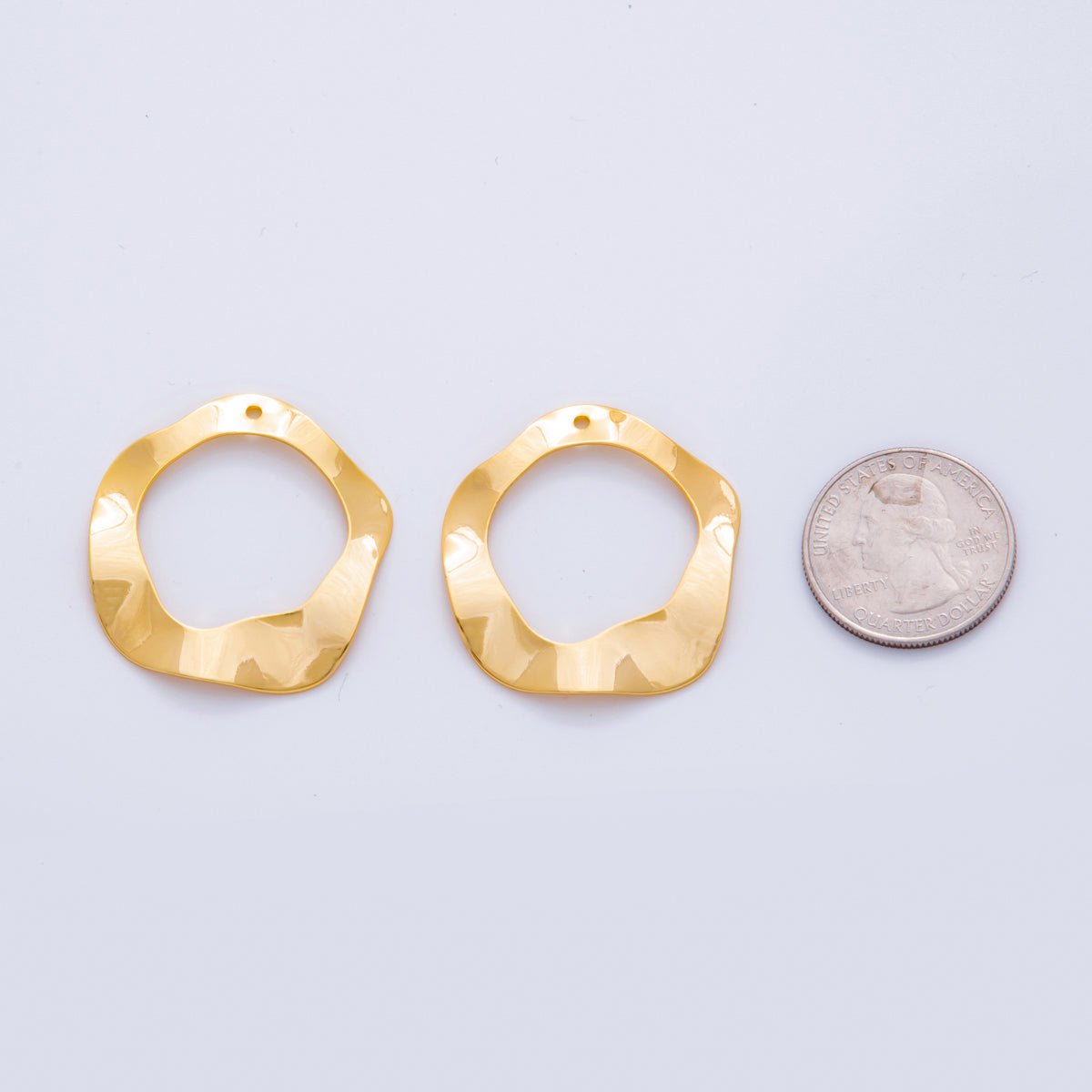 18K Gold Filled  35.5mm Hammered Abstract Donut Thin Charm Finding | Z1184