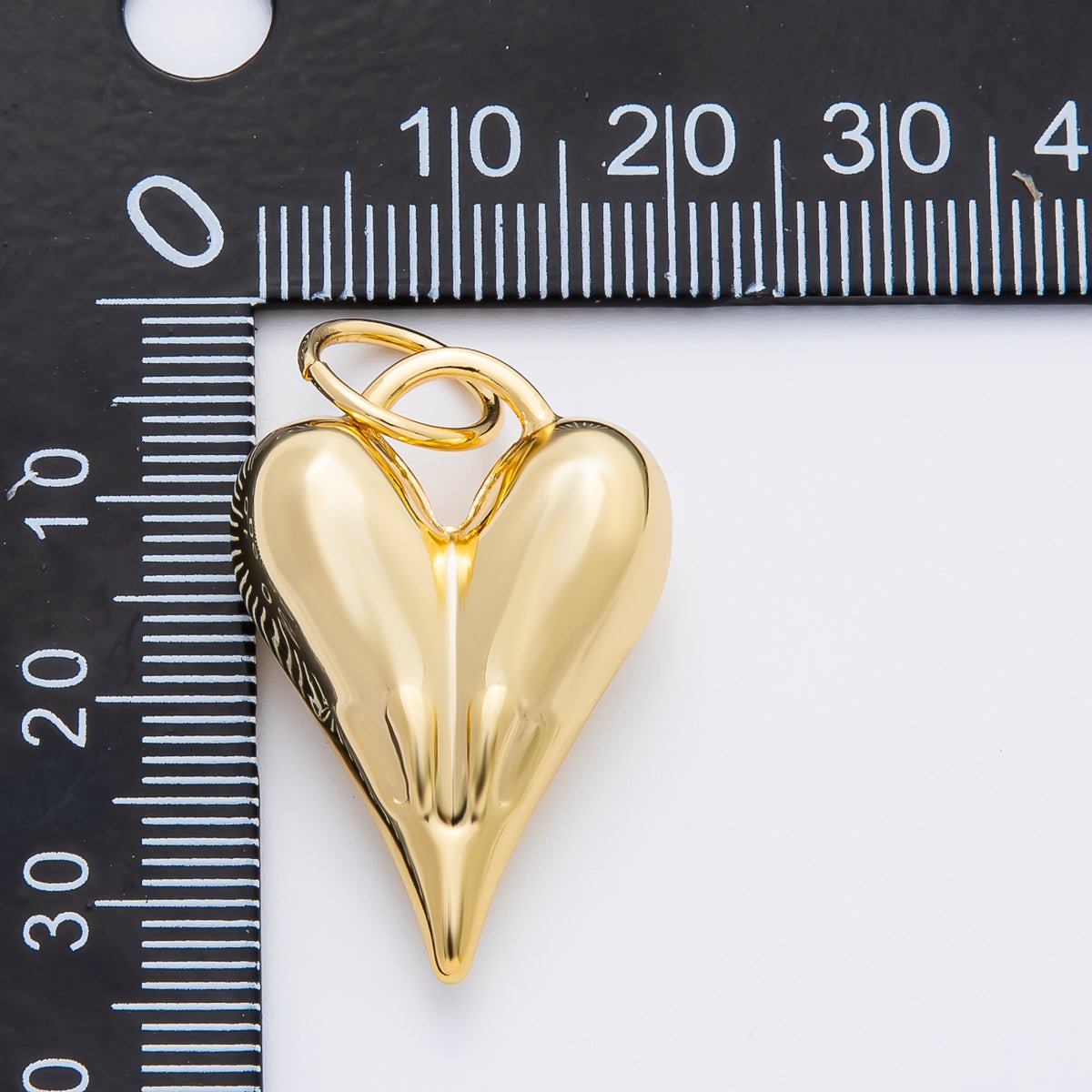 18K Gold Filled 37.5mm Minimalist Chubby Padlock Heart Charm | AF1351