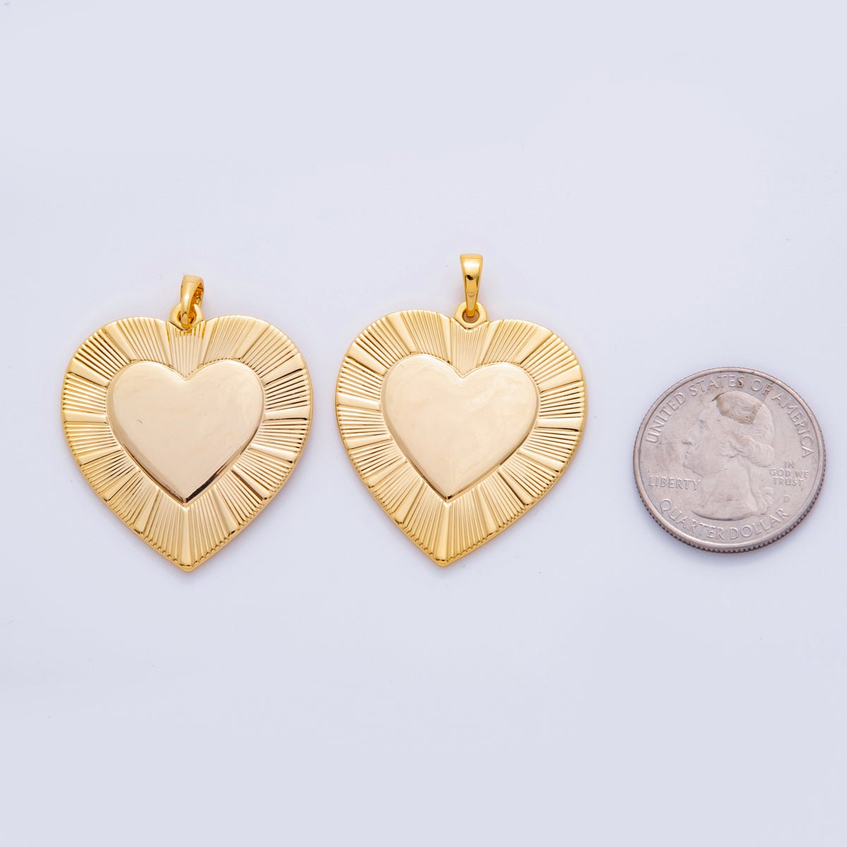 18K Gold Filled 40.5mm Minimalist Sunburst Lined Heart Pendant | AH703