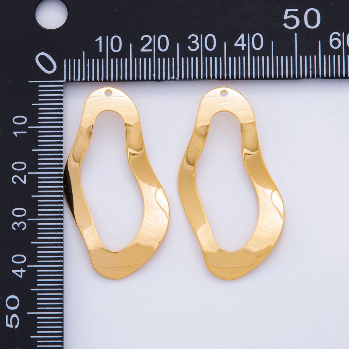 18K Gold Filled 41mm Hammered Donut Oval Wavy Thin Charm Finding | Z1179