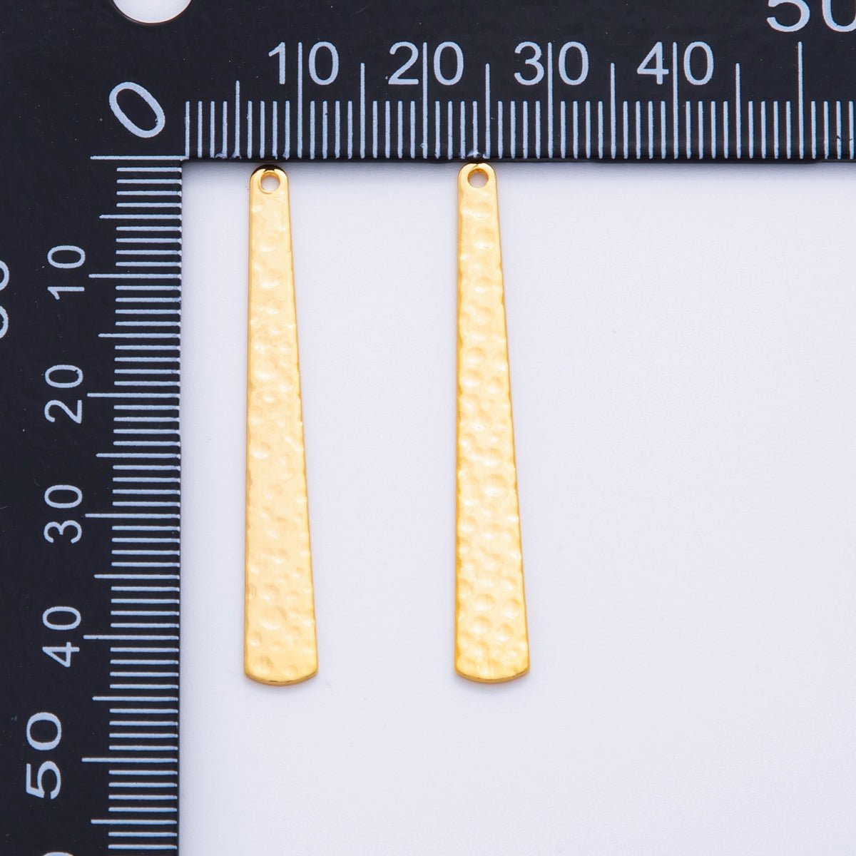18K Gold Filled 43mm Dotted Hammered Bar Rectangular Thin Charm Finding | Z1176