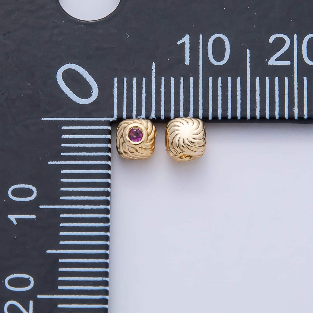 18K Gold Filled 4mm Fuchsia, Blue CZ Curled Line Bead | B522