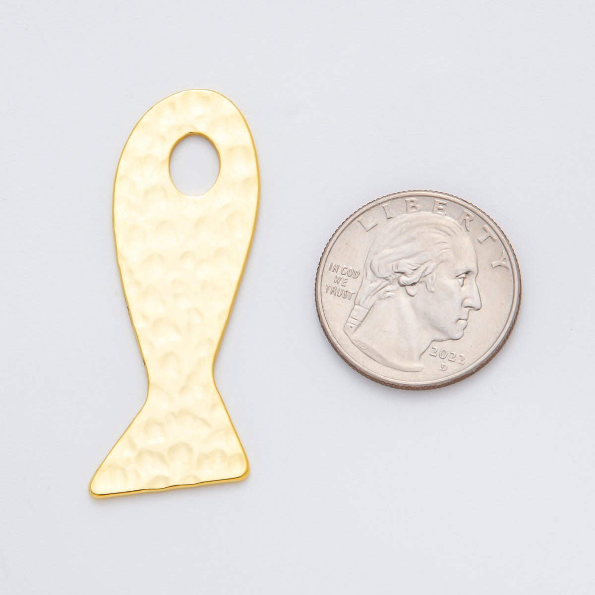 18K Gold Filled 51mm Hammered Ocean Animal Charm Finding | AF1256