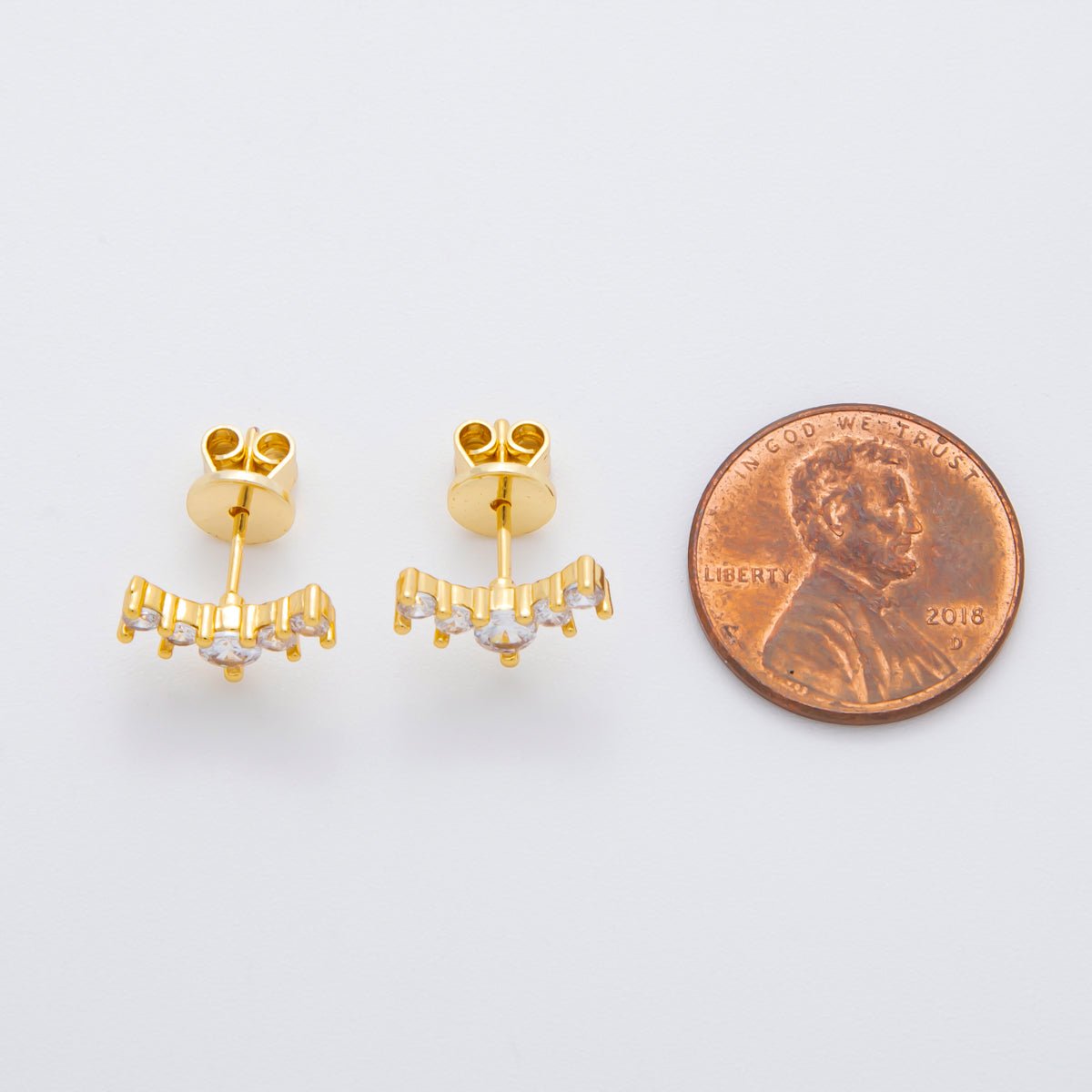 18K Gold Filled 7mm Clear CZ Round Gradient V-Shaped Studs Earrings | AJ282