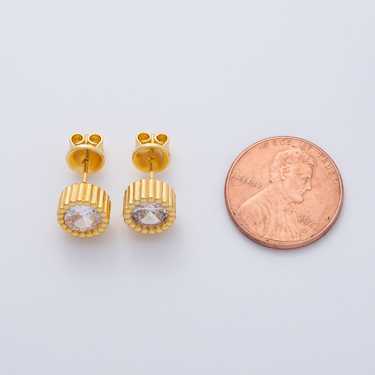 18K Gold Filled 9mm Clear CZ Ribbed Round Stud Earrings | AD1629