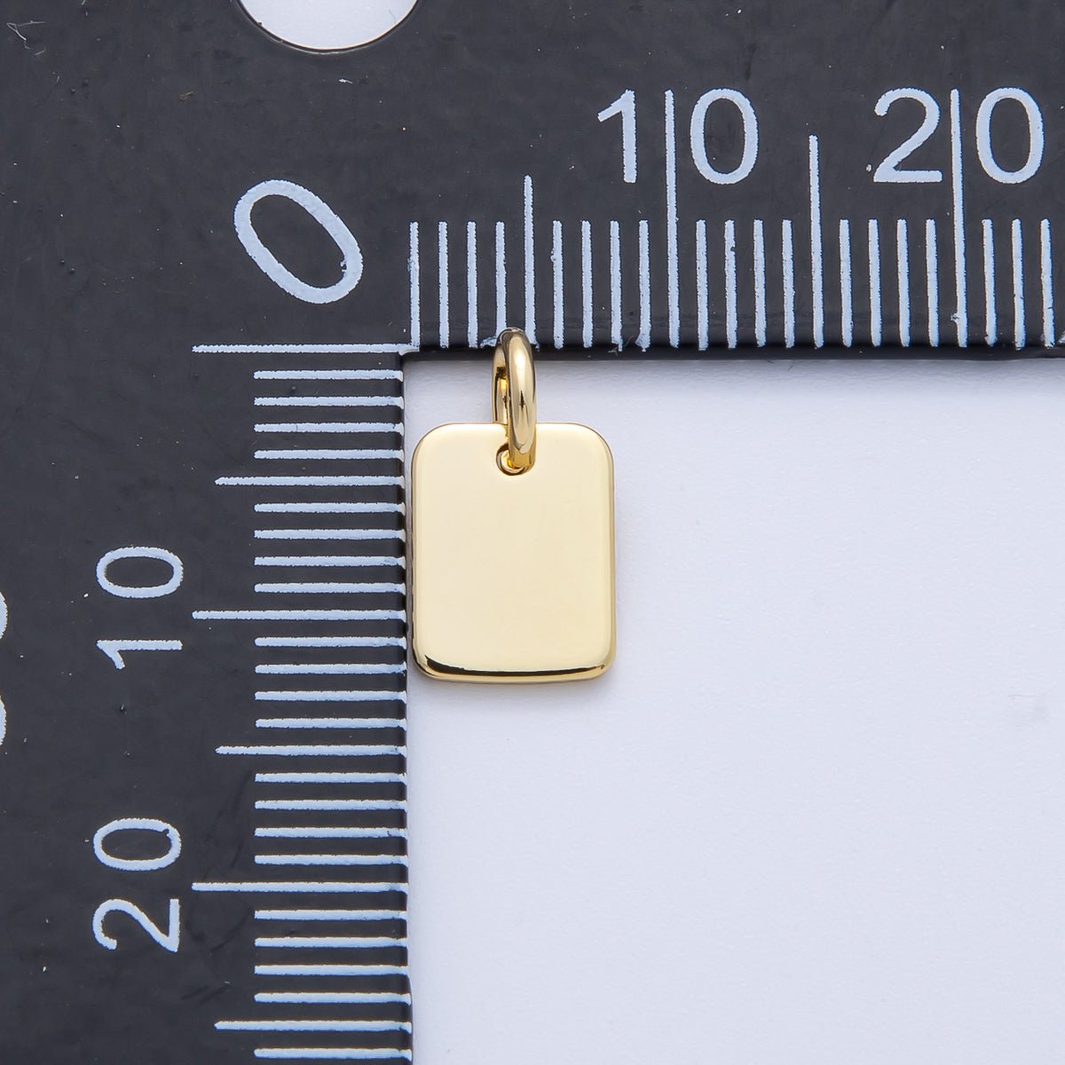 18K Gold Filled 9mm Mini Minimalist Rectangular Charm | AK152