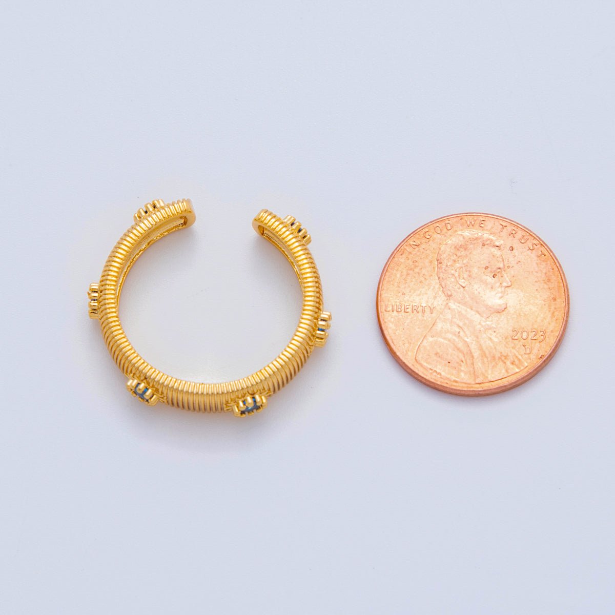 18K Gold Filled Blue CZ Lined Ribbed Ring | O2029
