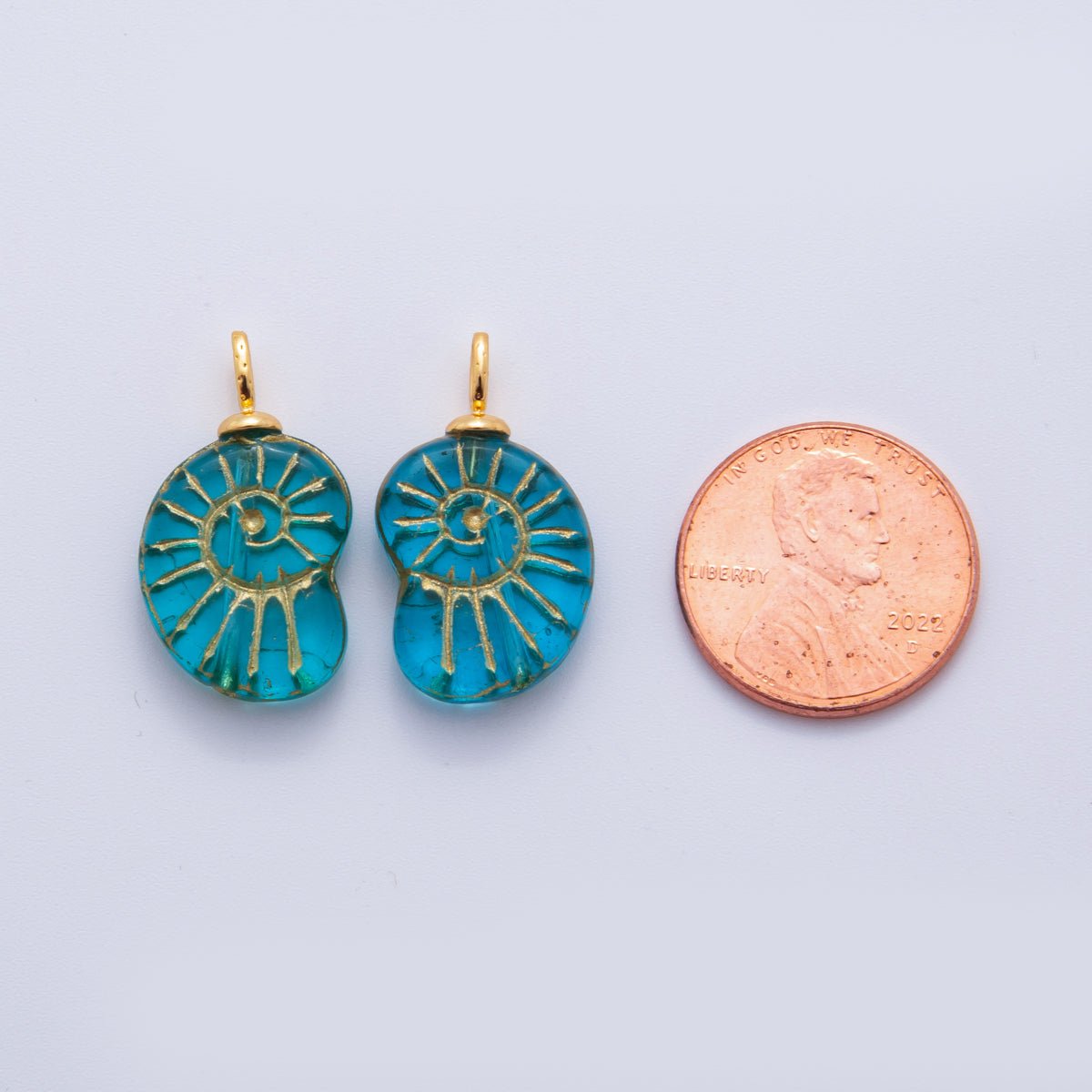 18K Gold Filled Blue Gold-Lined Nautilus Sea Shell Drop Pendant | AF290