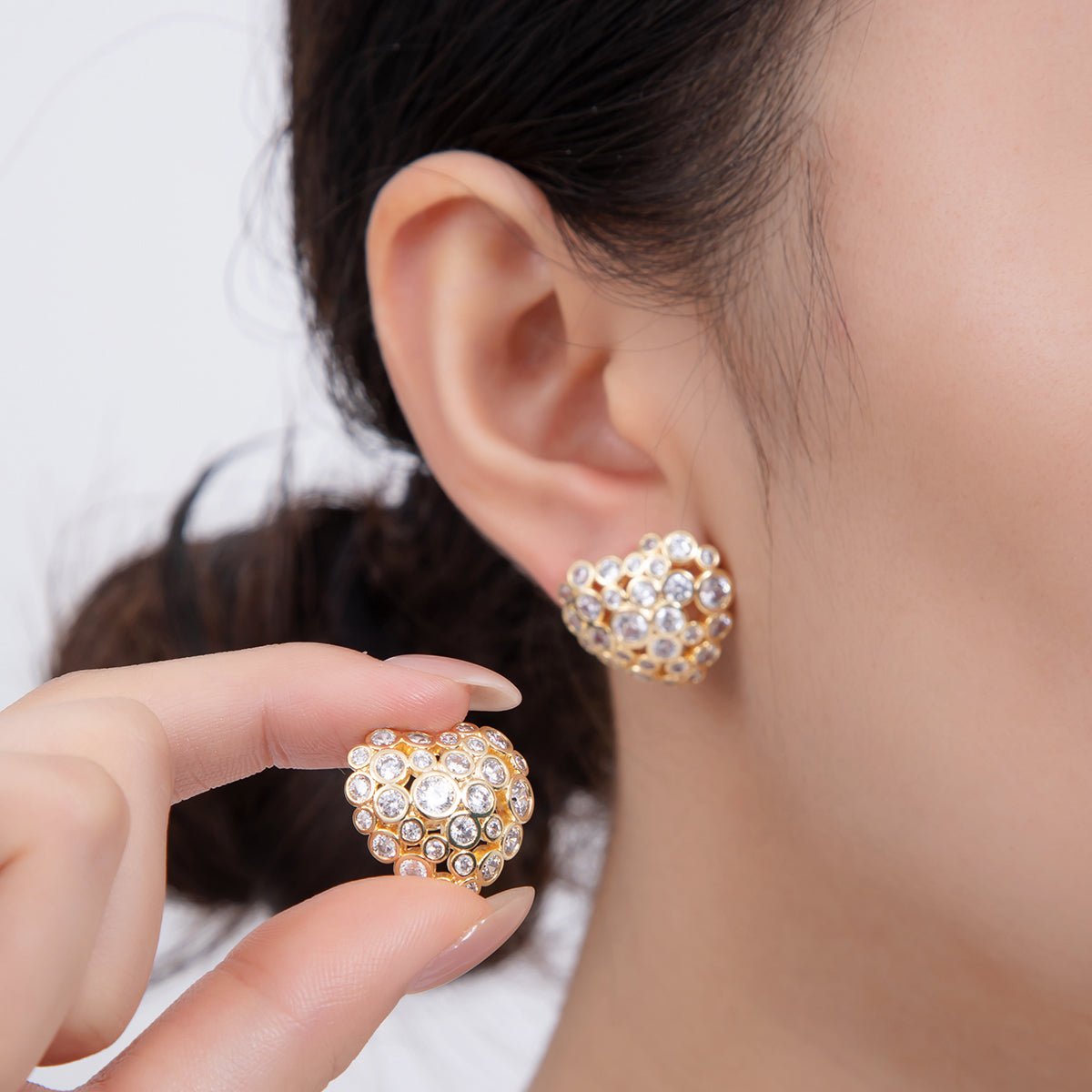 18K Gold Filled Clear CZ Dotted Dome Heart Stud Earrings | AI358